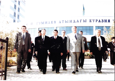  Становление нового вуза